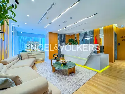 Luxury Tower | Fully Furnished | Skyline Views