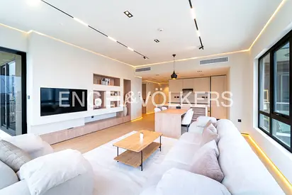Fully Upgraded| High Floor | Large Layout