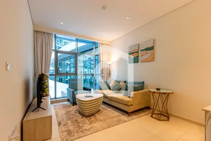 Beachfront Luxury 1BR | Infinity Pool | Close to Nakheel Mall