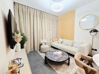 Pool View | High Floor | Prime Location