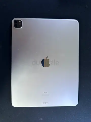 Apple iPad Pro 12.9-inch 4th - Excellent Condition, No scratches or dents, works perfectly.