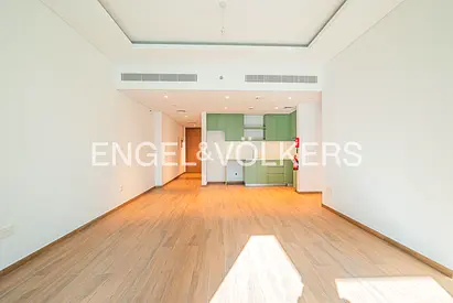 Brand New | Mid Floor | Bright Unit | Vacant