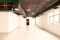 Spacious Office | Prime Location | Vacant Now