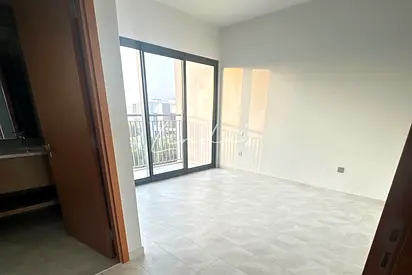 Single Row | Prime Location | Greenery Views