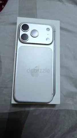 Iphone 17 pro (256GB) (Nano sim + Esim) international version 3 days old