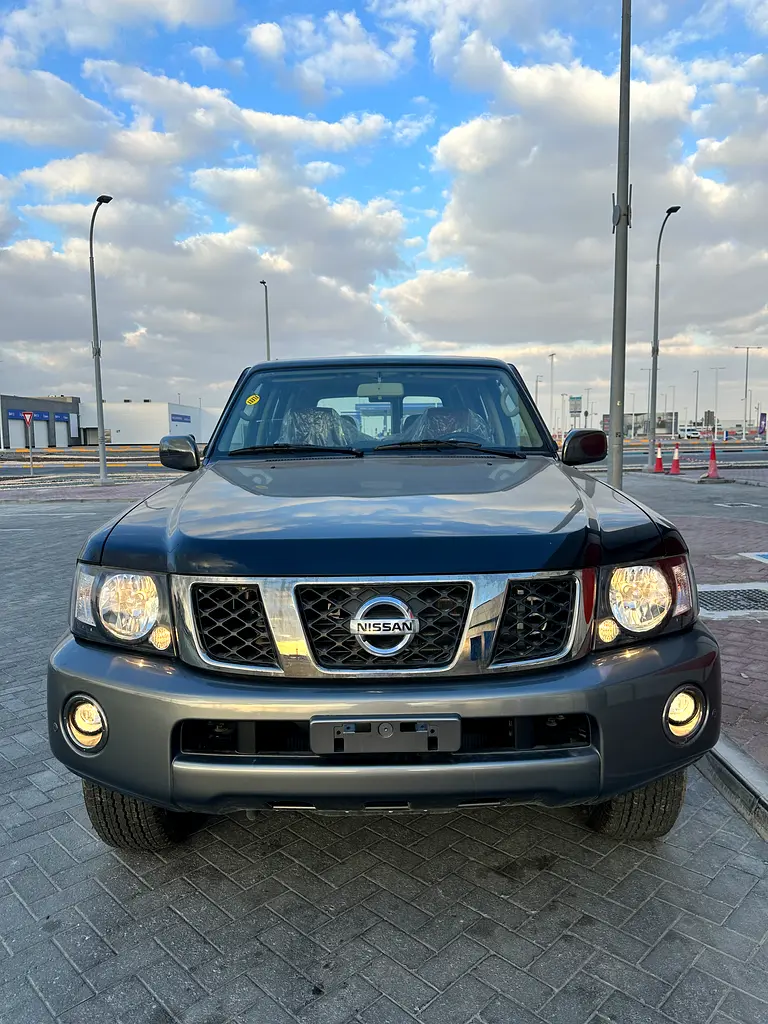 Nissan Patrol Safari 2024 — photo 1 of 8