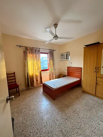 Karama - Fully Furnished Room For Single Executive Indian Bachelor
