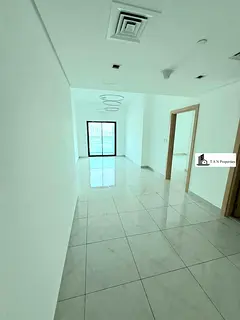 Stunning Layout | Close Kitchen | High Floor