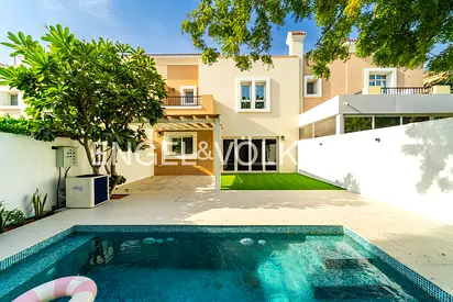 Beautifully Upgraded | Vacant | Reduced