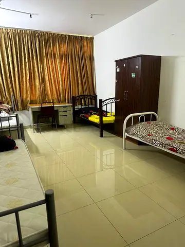 BED SPACE FOR RENT IN SHABIA 12