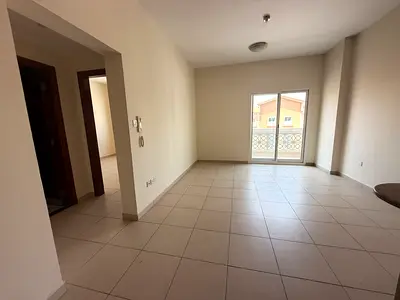 HURRY !!! HOT DEAL !!!SPACIOUS 1 BEDROOM APARTMENT FOR RENT INTERNATIONAL CITY , WITH BALCONY , BEST LOCATION BEST PRICE FAMILY ONLY