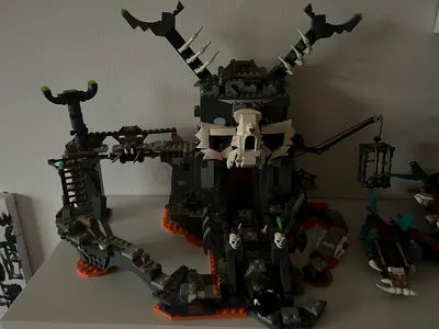 Lego ninjago Skull temple season 13