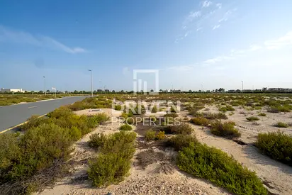 Huge Plot | Prime Location | Exclusive | No Agent