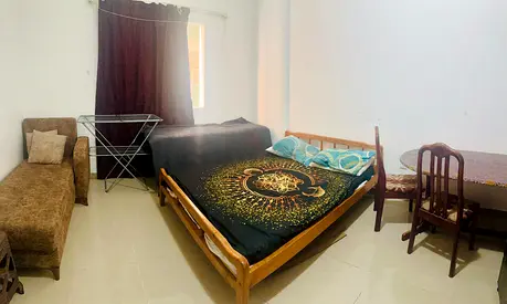 Bedroom With Bathroom  Kitchen Shairing