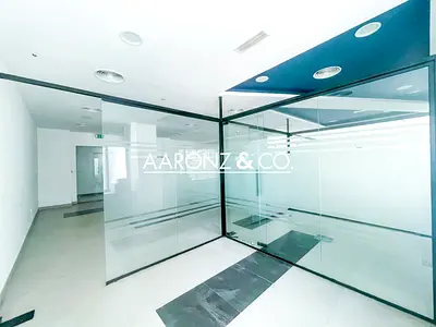Partitioned | Open Space | Near to Metro | Vacant