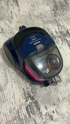 Philips Compact Bagless Vacuum Cleaner - Good Working Condition