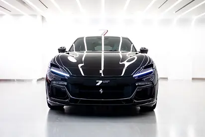 2025 FERRARI PUROSANGUE | GCC | FULL CARBON PACKAGE | WARRANTY AND SERVICE CONTRACT |