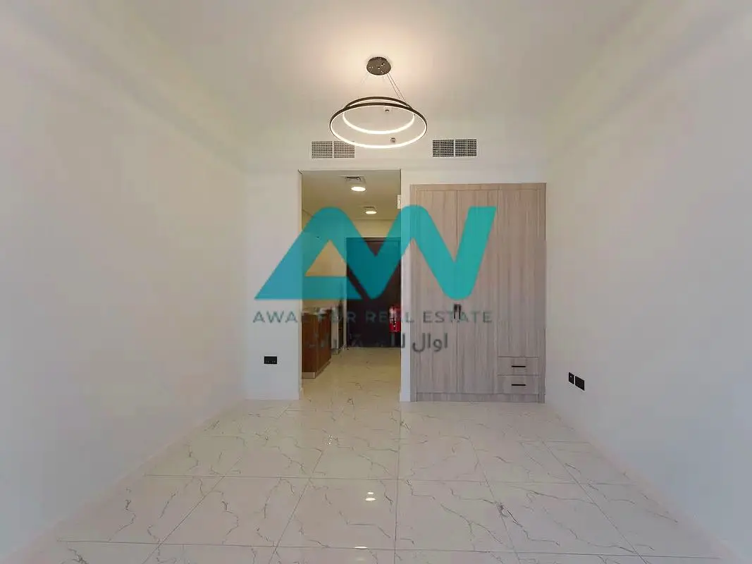 Fully Furnished | Serene Pool View | Family Life
