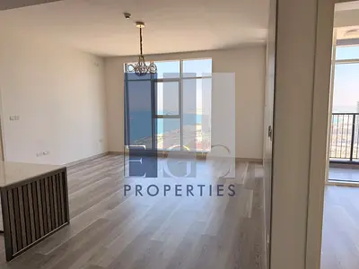 Vacant | High Floor | Open Sea View | Renovated 2 Bhk