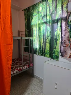 Bunk Bed solo Partion for female only near Al riga Metro Station
