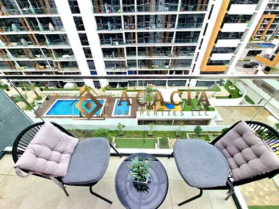 Spacious 1 Bedroom Apt I Large Balcony I Pool View