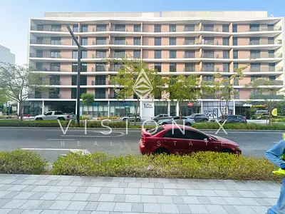 Urban Living | Great Value | Walkable Zone