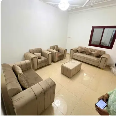 Modern Cozy Sofa كنب مريح مودرن