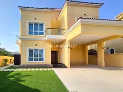 Exclusive Corner Villa | Park View with Pool