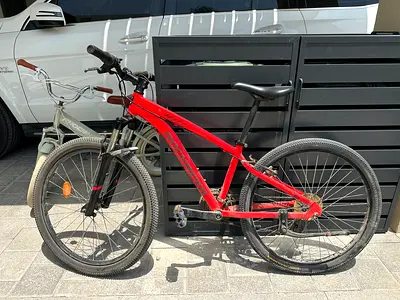 Mountain Bike Rockrider ST100 - Aluminium Frame 21 Speed 80mm Suspension Red