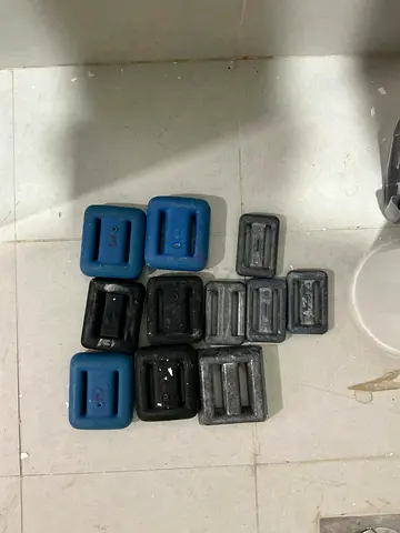 Set of Small Vinyl and Cast Metal Dumbbell/Barbell Weight Plates (Assorted)