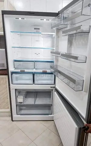 Siemens iq700 stainless steel refrigerator - good working condition