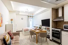 Fully furnished studio | Renovated | Bright &amp; cozy