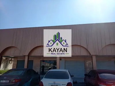 Prime retail shop for rent - 1450 sq. ft. with 4 front doors directly facing the street,
