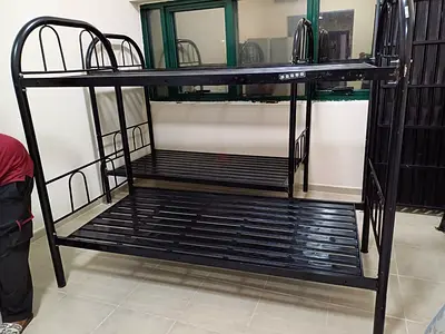 Sturdy Black Metal Bunk Bed - single on Bottom, Single on Top (Good Condition)