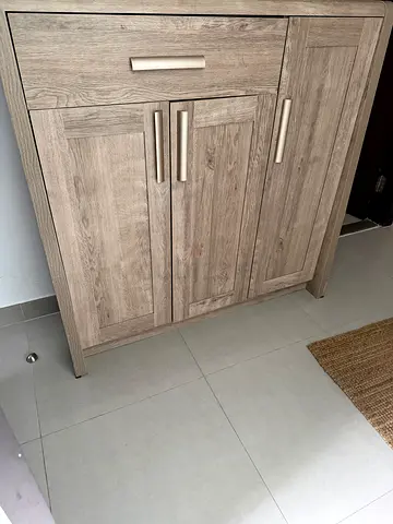 Shoes cabinet