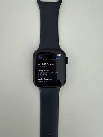 Apple Watch SE 2nd Generation (GPS) 44mm Aluminum Case with Midnight Sport Band - M/L - Midnight