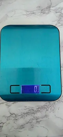 Digital Kitchen Weighing Scale - Compact Stainless Steel