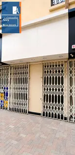 Street-Facing Shop Available in Prime Business Location
