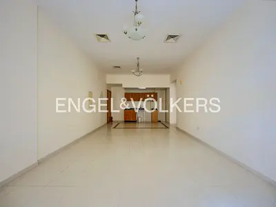 Vacant | Large Layout | Private Garden