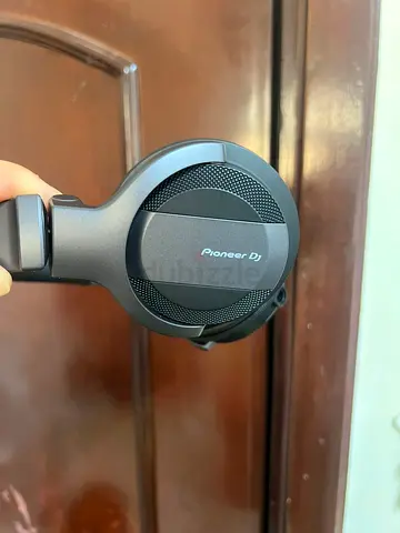 Ear Headphone