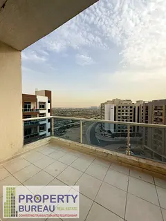 large BR - University View Block C - Rent 53 ,000