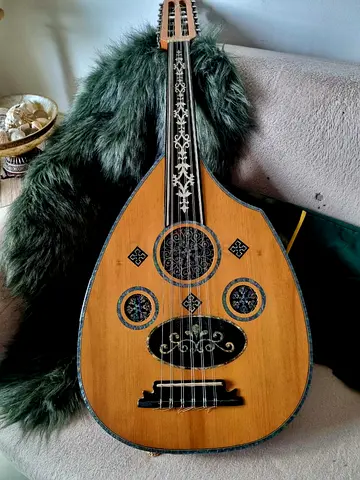 Vintage Turkish Electric Oud - Well-Cared For, Ready to Play