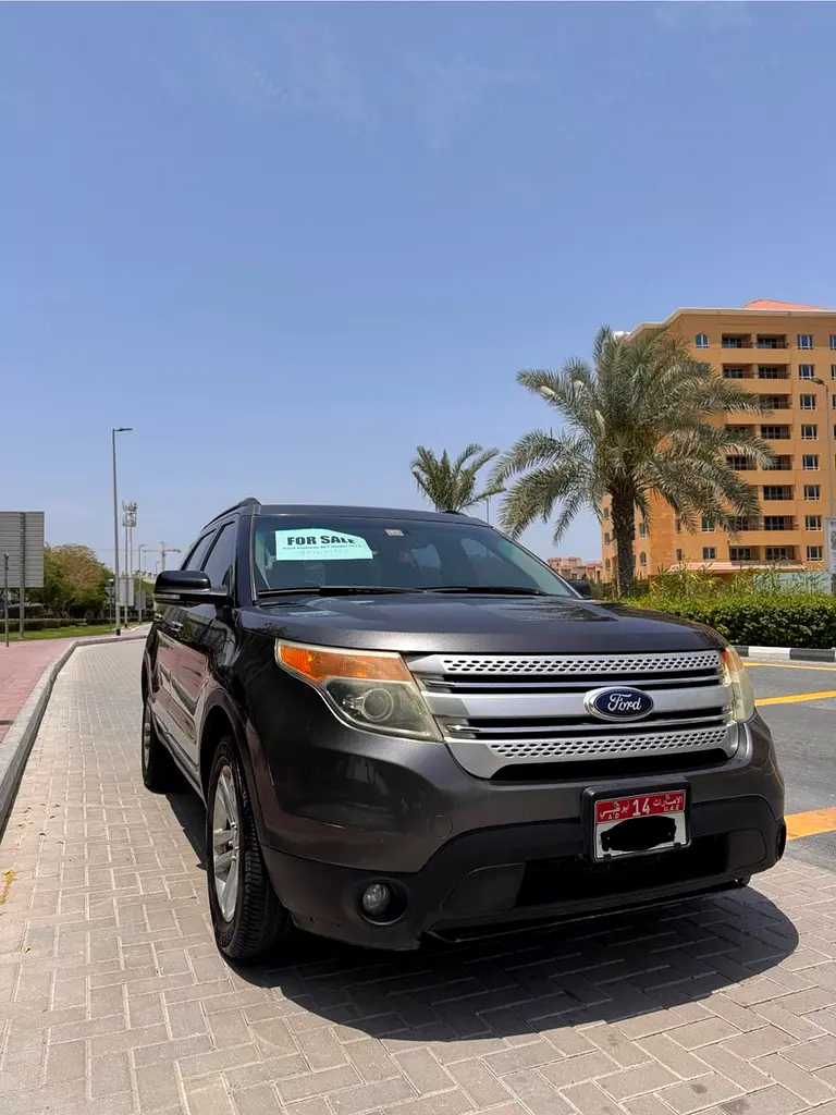 Ford Explorer 2015 — photo 1 of 7