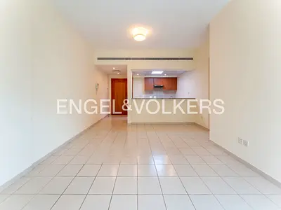 Unfurnished | 2 balcony | Garden View
