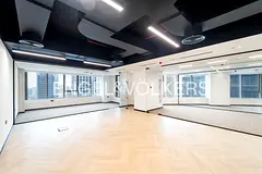 Vacant | Luxury Finish | Close to Metro