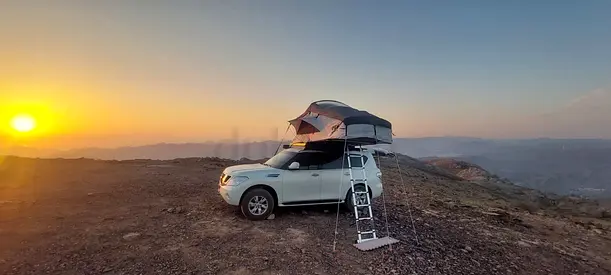 ROOFTOP TENT WITH ACCESSORIES