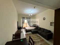 Spacious Studio Vacant High Floor Lake View 6 Cheque