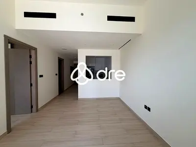 Smart Home | Spacious Layout | Fitted Kitchen