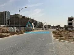 POOL AND PARK FRONT VILLA PLOT FOR SALE MULTIPLE OPTIONS AVAILIBLE