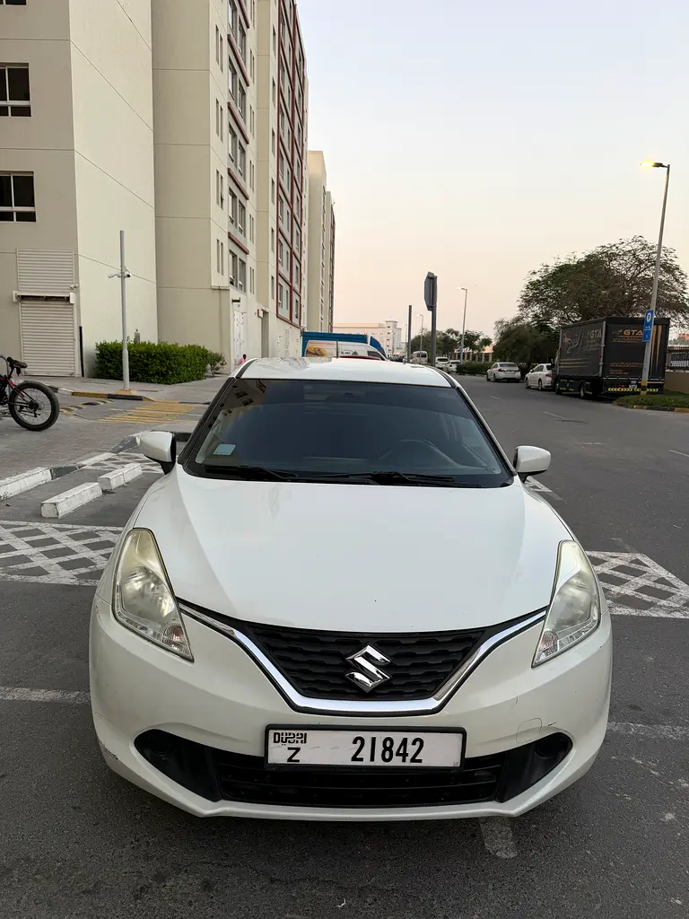Suzuki Baleno 2018 — photo 1 of 6